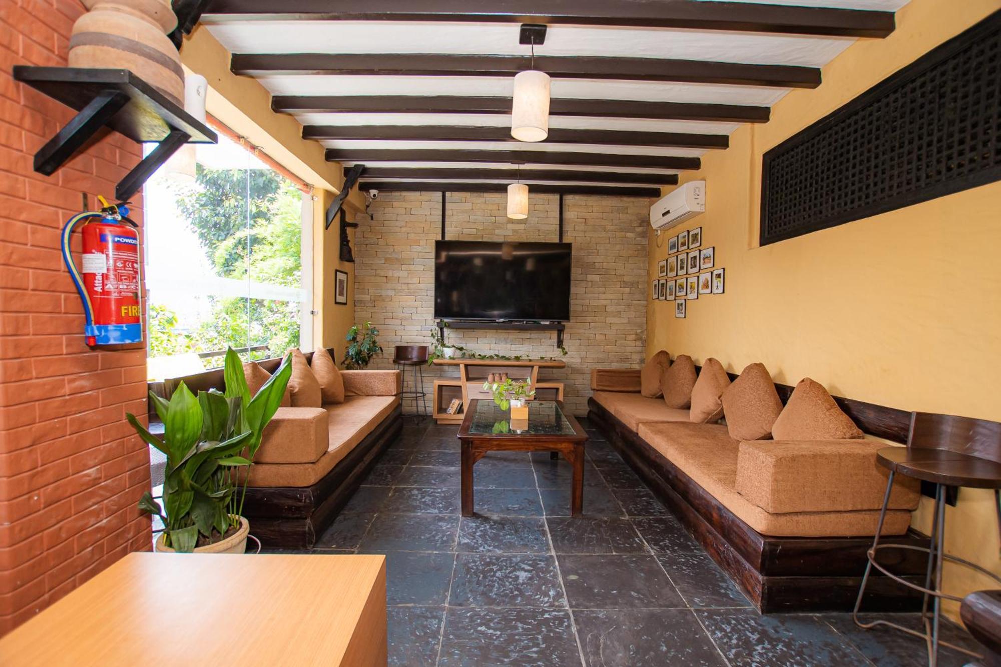 Pokhara Boutique Hotel Bagian luar foto