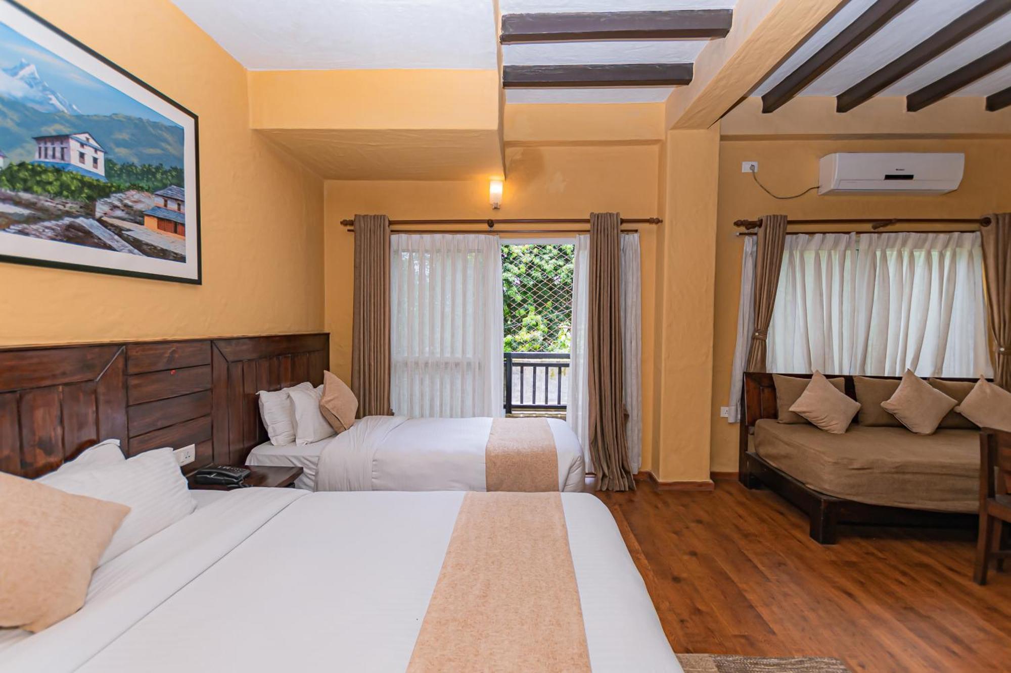 Pokhara Boutique Hotel Bagian luar foto