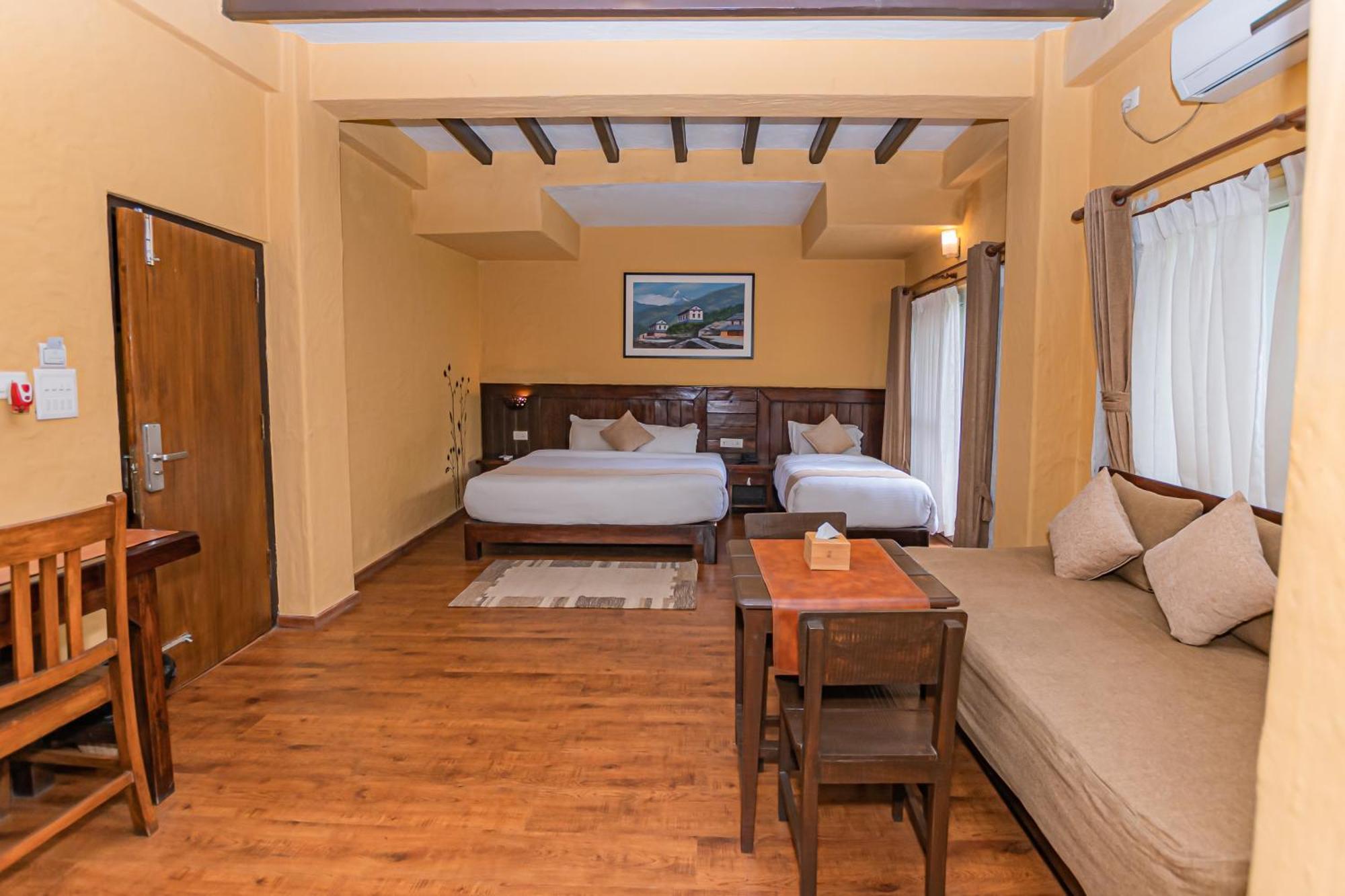 Pokhara Boutique Hotel Bagian luar foto