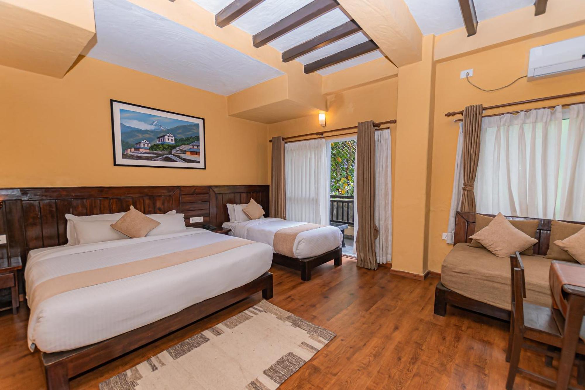 Pokhara Boutique Hotel Bagian luar foto